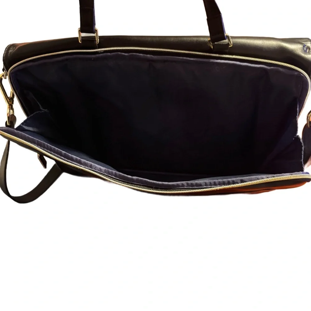 Reaction Kenneth Cole Black Faux Leather Over The Shoulder Laptop Bag 15”x 12”